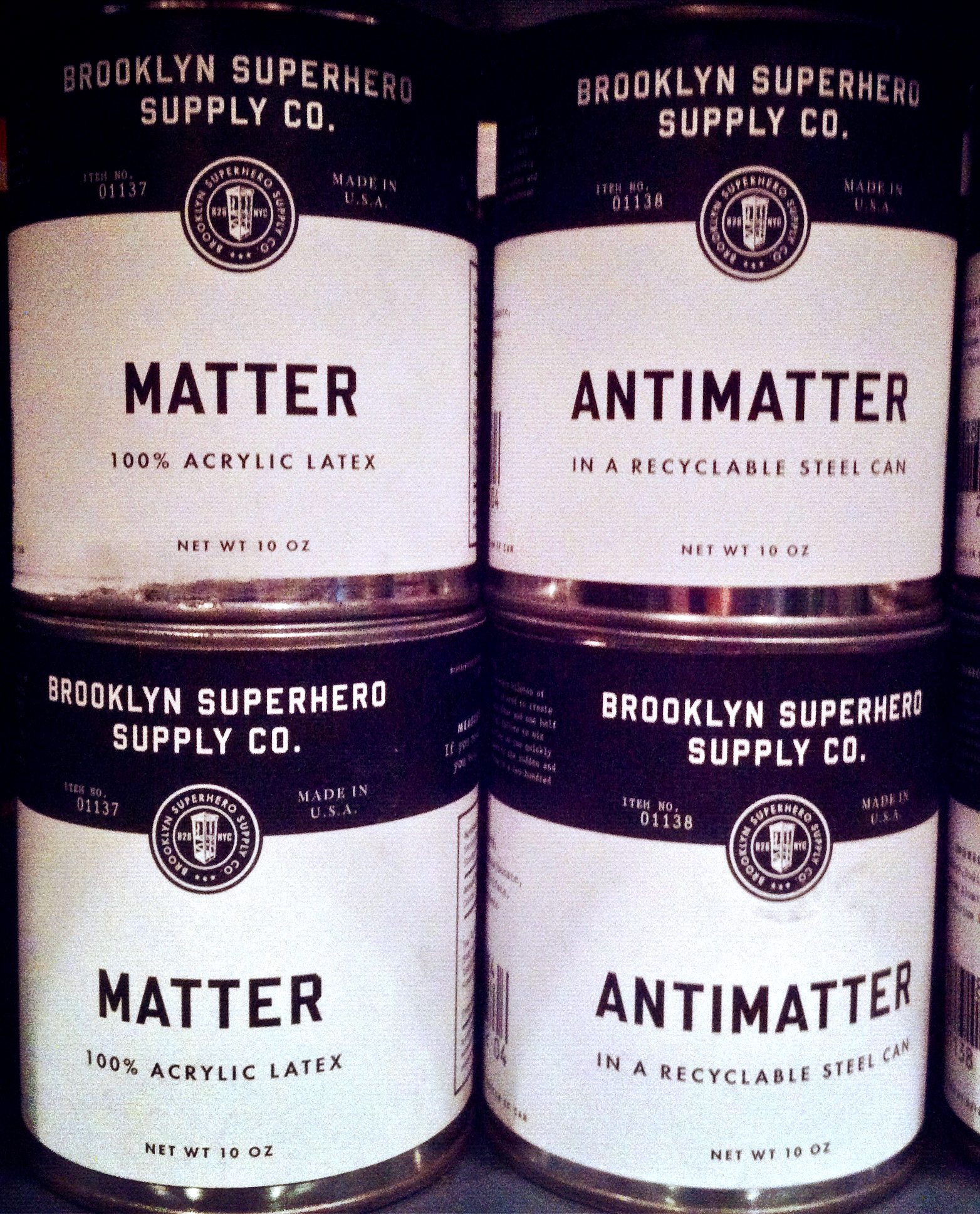 Brooklyn Superhero Supply Co. 的產品，圖片中是 Matter 和 Antimatter